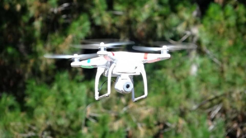 Lo único que faltaba: drones que trabajan en equipo